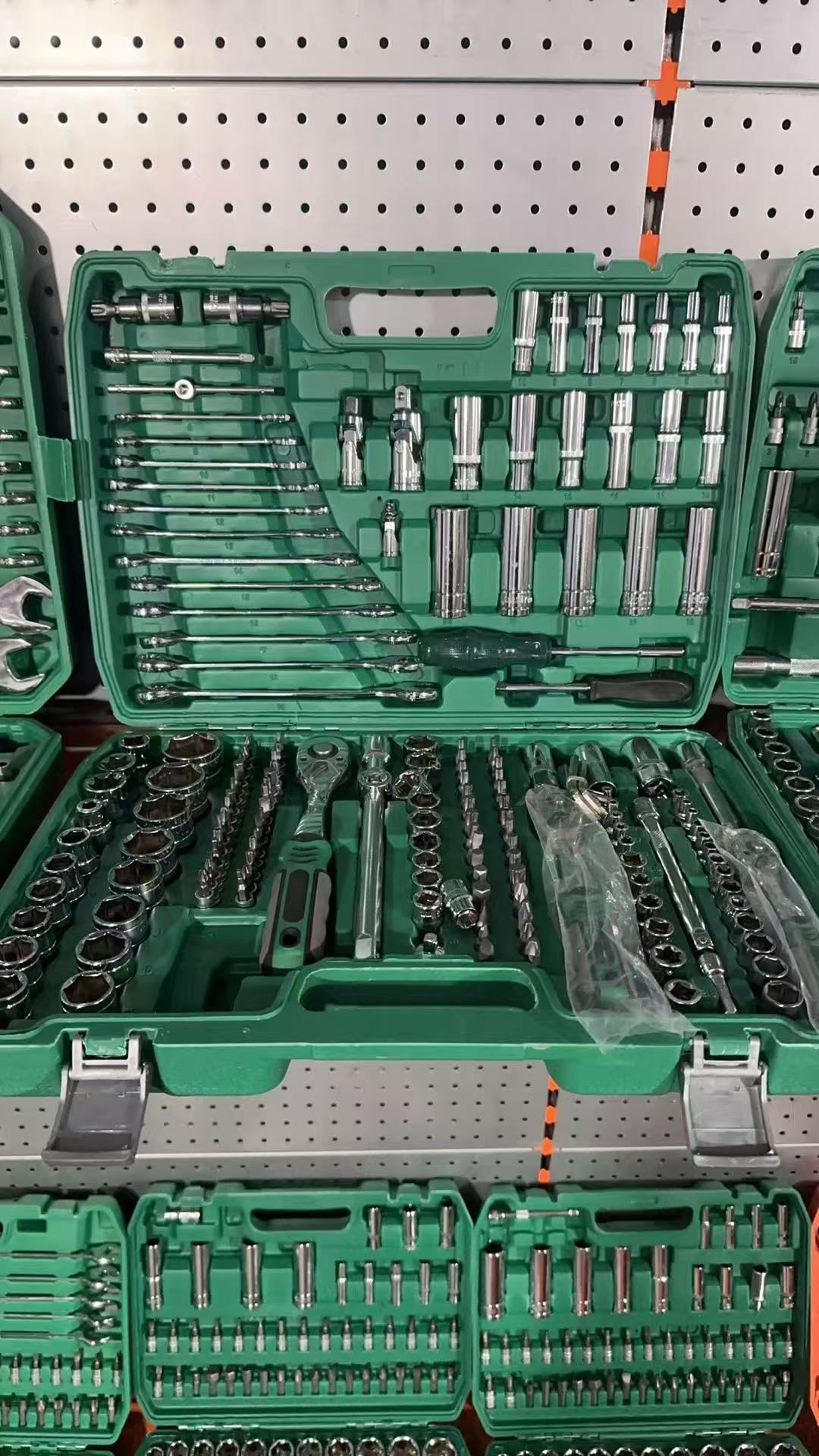 Kit di Riparazione Auto Fai-da - Power Tools Garden recensione e prezzo